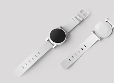 Montre connectée FitTrack Pro